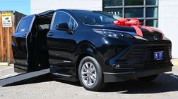 2025 Toyota Sienna XLE 7-Passenger