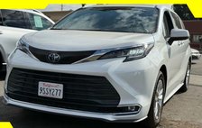 2022 Toyota Sienna XLE 7-Passenger
