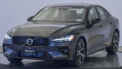 2024 Volvo S60 B5 Core Dark Theme