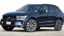 2025 Volvo XC60 B5 Core Dark Theme