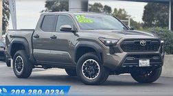 2025 Toyota Tacoma TRD Off-Road