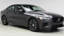 2023 Volvo S60 Recharge T8 Plus Dark Theme