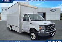 2023 Ford E-Series E-450 SD