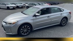 2017 Toyota Avalon Hybrid XLE Premium