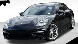 2022 Porsche Panamera GTS Sport Turismo