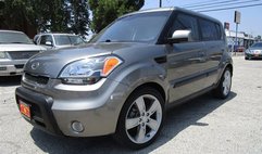 2010 Kia Soul +