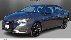 2025 Nissan Versa SR