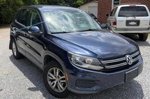 2014 Volkswagen Tiguan S 4Motion