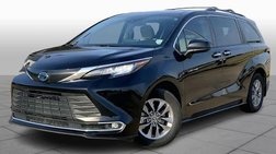 2022 Toyota Sienna XLE 7-Passenger