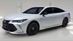 2019 Toyota Avalon Hybrid XSE