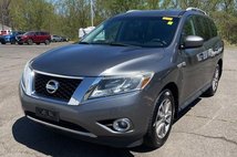 2015 Nissan Pathfinder SV