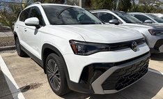 2025 Volkswagen Taos SE