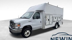 2023 Ford E-Series E-450 SD