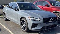 2022 Volvo S60 Recharge T8 R-Design Expression