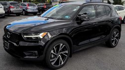 2022 Volvo XC40 T5 R-Design