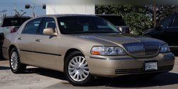 2004 Lincoln Town Car Signature