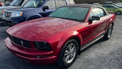 2005 Ford Mustang V6 Deluxe