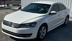 2014 Volkswagen Passat 1.8T Sport