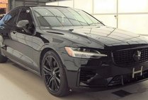 2023 Volvo S60 Recharge T8 Plus Black Edition