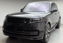 2023 Land Rover Range Rover P530 SE