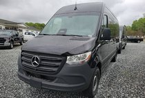 2025 Mercedes-Benz Sprinter 2500