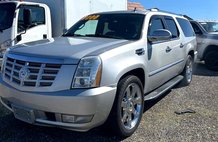 2011 Cadillac Escalade ESV Luxury