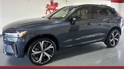 2023 Volvo XC60 B5 Ultimate Dark Theme