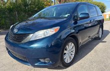 2012 Toyota Sienna LE 7-Passenger