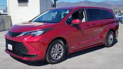 2021 Toyota Sienna LE 8-Passenger