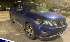 2017 Nissan Pathfinder Platinum