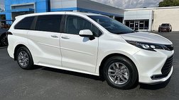 2024 Toyota Sienna XLE