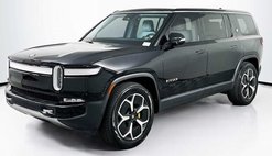 2023 Rivian R1S Adventure