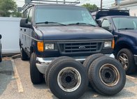 2004 Ford E-Series E-350 SD