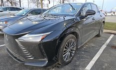 2023 Lexus RZ 450e Luxury