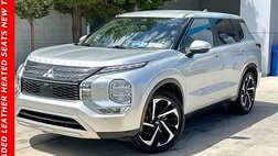 2022 Mitsubishi Outlander SE