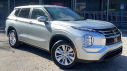 2025 Mitsubishi Outlander ES