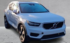 2020 Volvo XC40 T5 Momentum