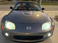 2006 Mazda MX-5 Miata 