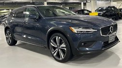 2025 Volvo V60 Cross Country B5 Plus