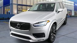 2022 Volvo XC90 T6 Momentum 7-Passenger