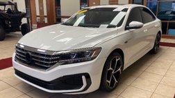 2020 Volkswagen Passat R-Line