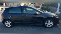 2017 Volkswagen Golf Wolfsburg Edition