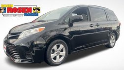 2019 Toyota Sienna LE