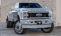 2025 Ford F-450 Super Duty Platinum