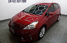 2014 Toyota Prius v Five