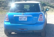 2012 MINI Cooper Hardtop Base