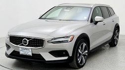 2025 Volvo V60 Cross Country B5 Plus