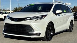 2025 Toyota Sienna Platinum 7-Passenger