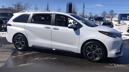 2025 Toyota Sienna Platinum 7-Passenger