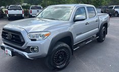 2020 Toyota Tacoma SR